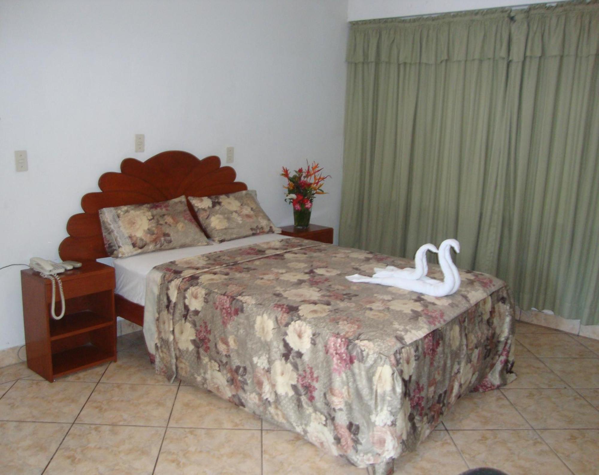 Hotel Sol Del Oriente Ικίτος Εξωτερικό φωτογραφία